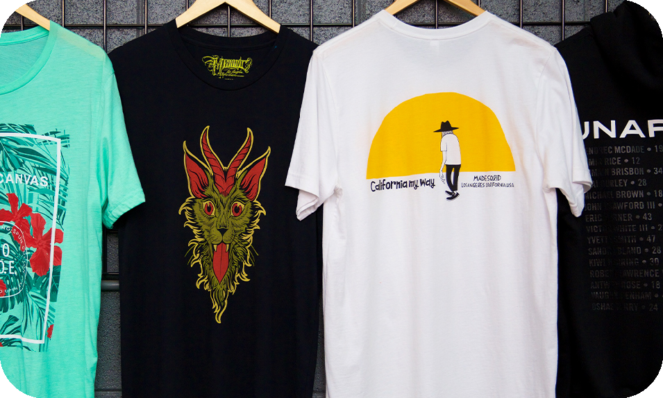 Tryckta T-shirts och profilkläder